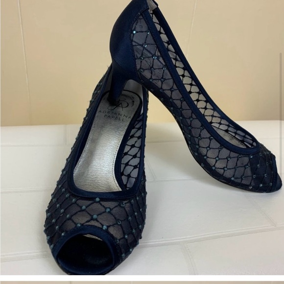 ADRIANNA PAPELL NAVY BLUE BEADED NET SHOE SIZE 6 - Picture 4 of 6